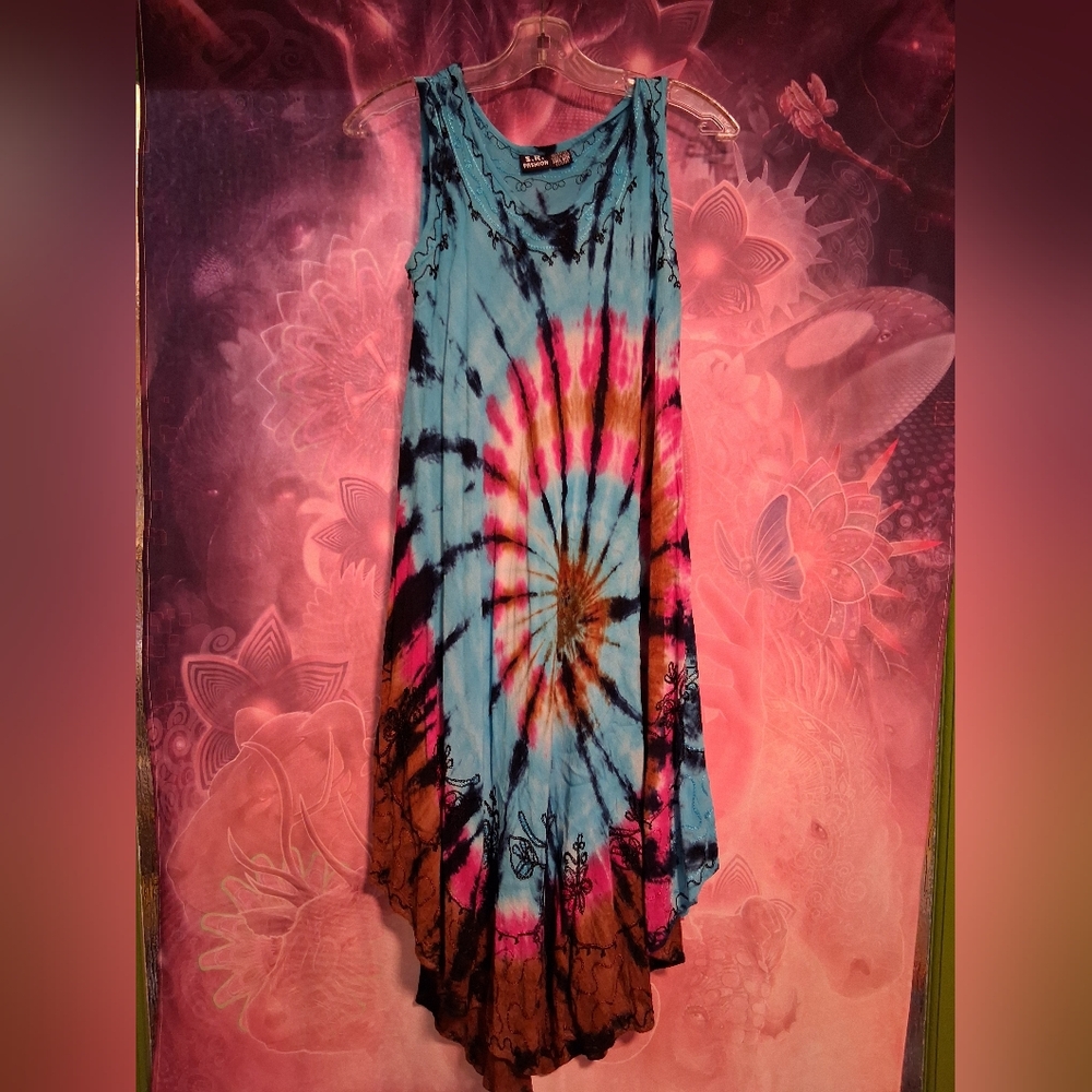 Sleeveless Tie-Dye Midi Dress in Blue and Pink